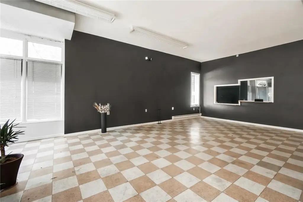 Picture 12