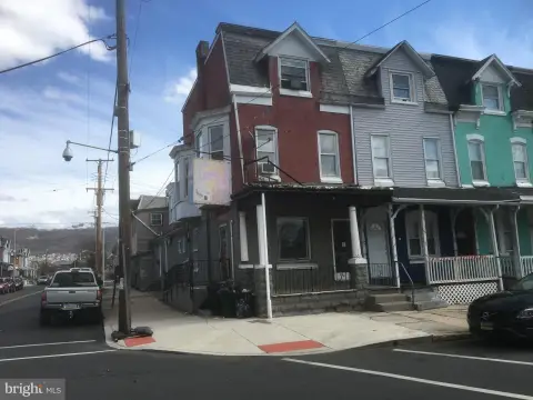 Corner Property with Laundromat Potential