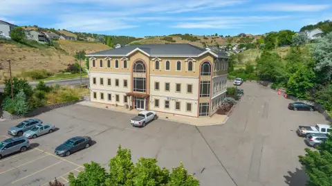 Pocatello Commercial Building Near I-15