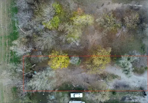 Residential Lot in Quiet Neighborhood