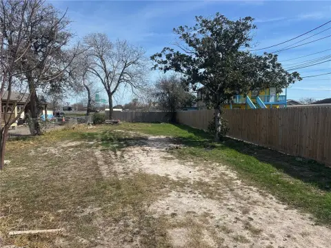 Corpus Christi Vacant Lot