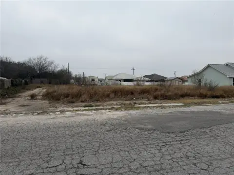 Residential Lot in Freer, Texas
