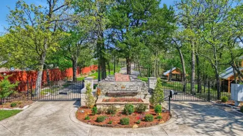 Heavily Treed Land Near Lake Texoma