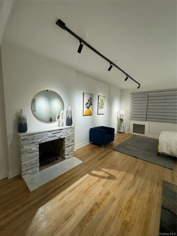 Picture 13