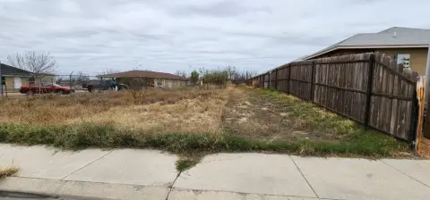 Residential Land in Eagle Pass