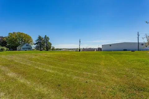 Commercial Land Near Des Moines Airport