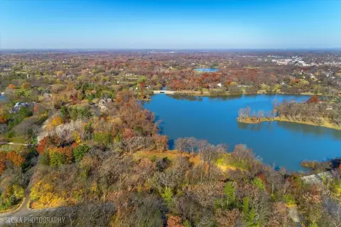 Barrington Hills Waterfront Acreage