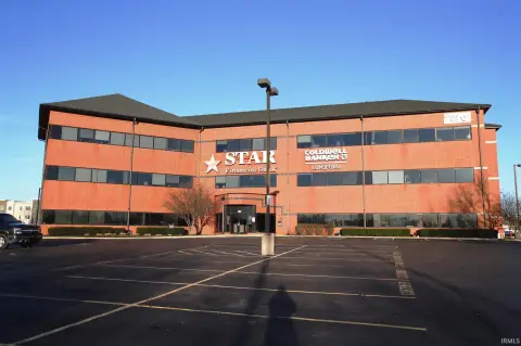 Downtown Muncie Office Space Available