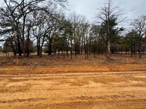 Residential Land in Rock Creek