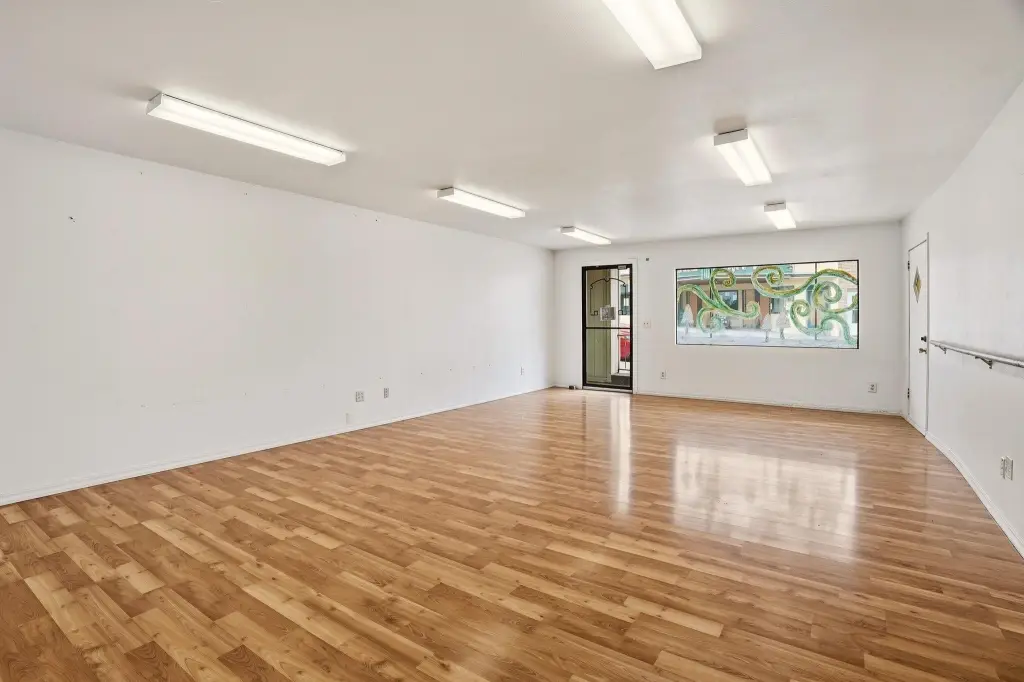 Picture 9