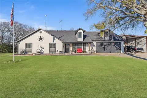 Princeton Ranch with Equestrian Facilities