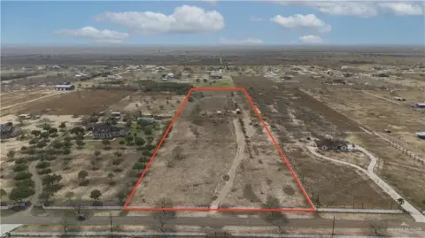 Edinburg Acreage in Gated Community