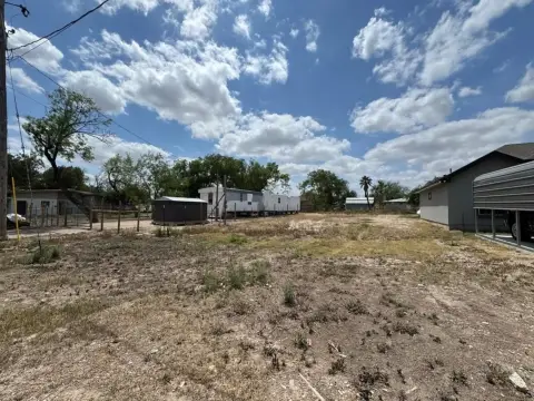 Commercial Land in Quemado, TX