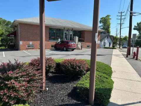 Highland Park Commercial Office Space