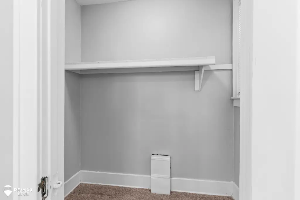 Picture 30