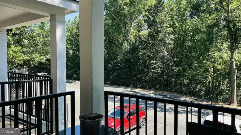 Modern Condo Near UGA Campus