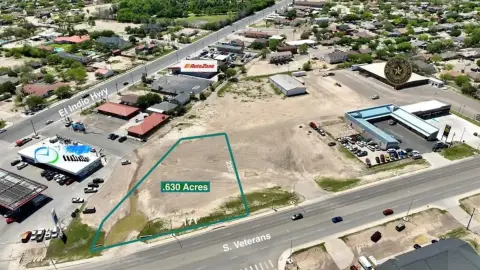 Eagle Pass Commercial Corner Lot