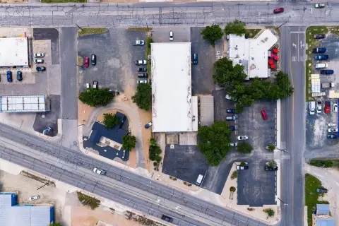 Multi-Tenant Shopping Center