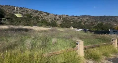 Expansive Land in Prestigious Glendora