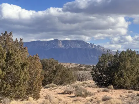 Rio Rancho Homesite with Mountain Views