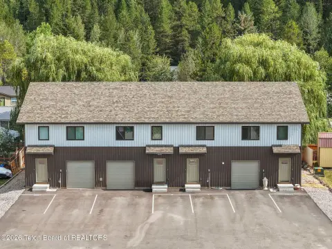 4-Unit Townhome Quadplex