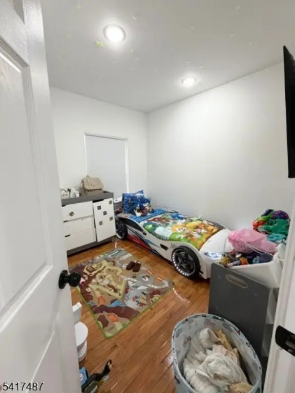 Picture 9