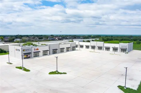 Retail Space with Dual Access