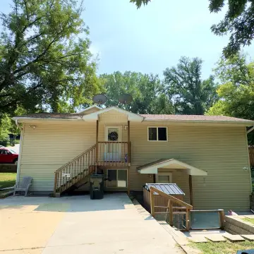 Fully Occupied Duplex Near University