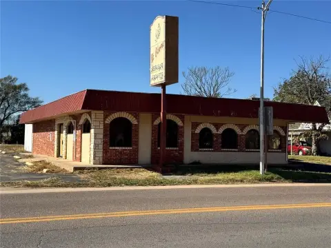 Restaurant Building with Drive-Through