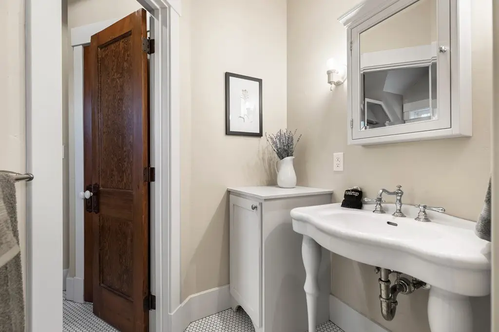 Picture 29