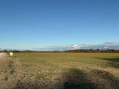 200+ Acres Ohio River Bottom