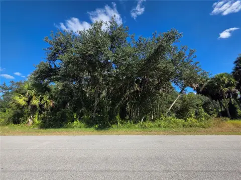 Residential Land in Port Charlotte