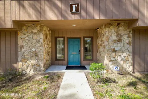 Freestanding Commercial Office Building