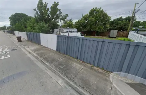 Residential Lot in East Hialeah