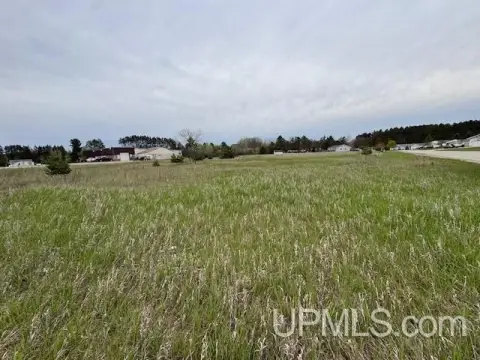 Escanaba Vacant Corner Lot