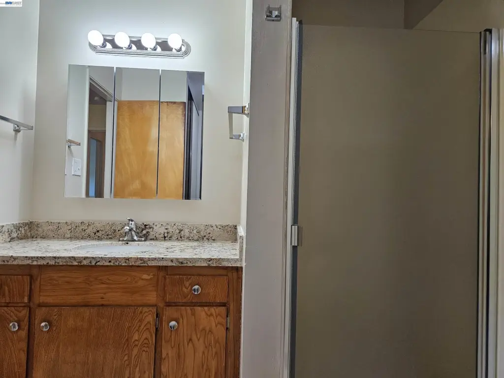 Picture 36