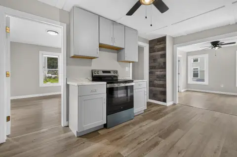 Renovated Duplex with Separate Utilities