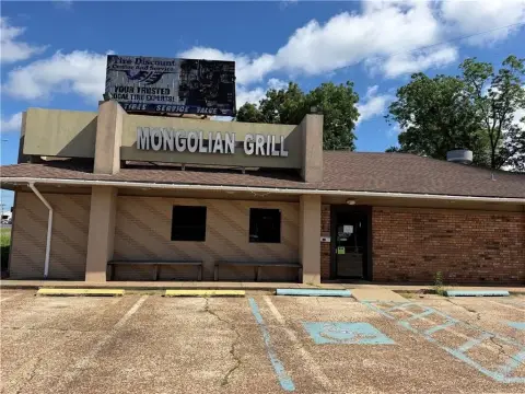 Freestanding Restaurant Building