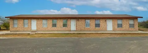 Renovated Triplex in Eagle Pass