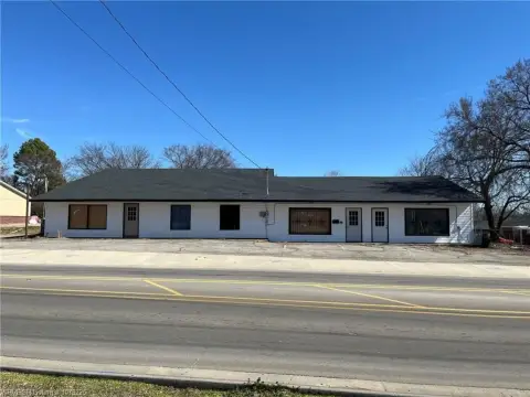Retail/Office Space in Fort Smith