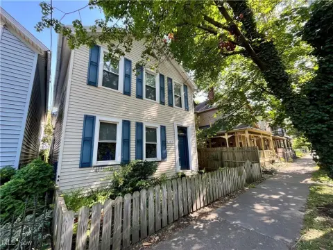 Updated Duplex in Prime Location