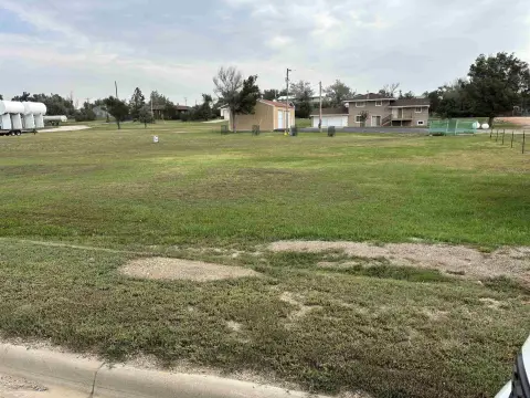 Highway Frontage Lots in Buffalo