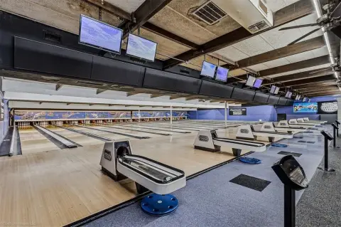 Terrell, TX Bowling Alley Landmark