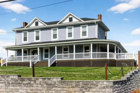 Historic Flex Space with Garage