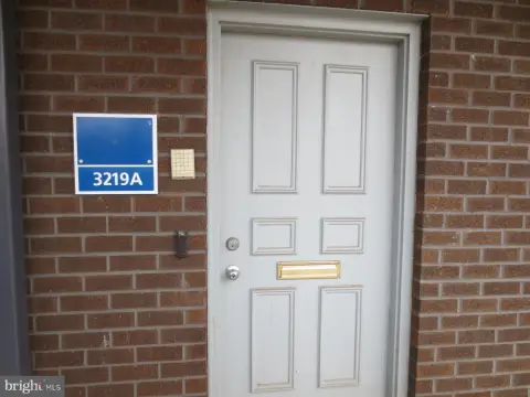 Ellicott City Second-Floor Office Suite