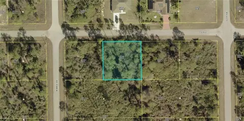 Residential Lot in Lehigh Acres
