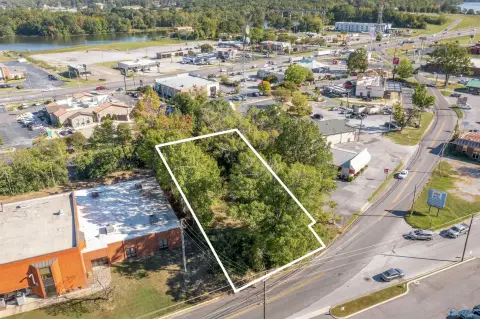 Commercial Lot in Gadsden, AL