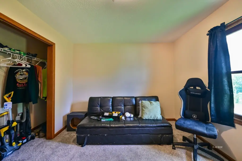 Picture 16
