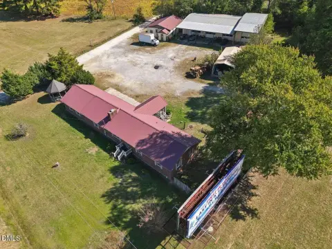 Mixed-Use Property with Auto Shop
