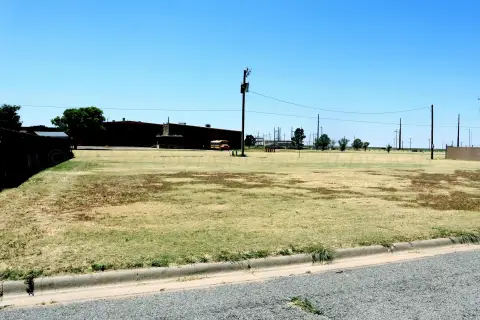 Residential Land in Hereford, TX